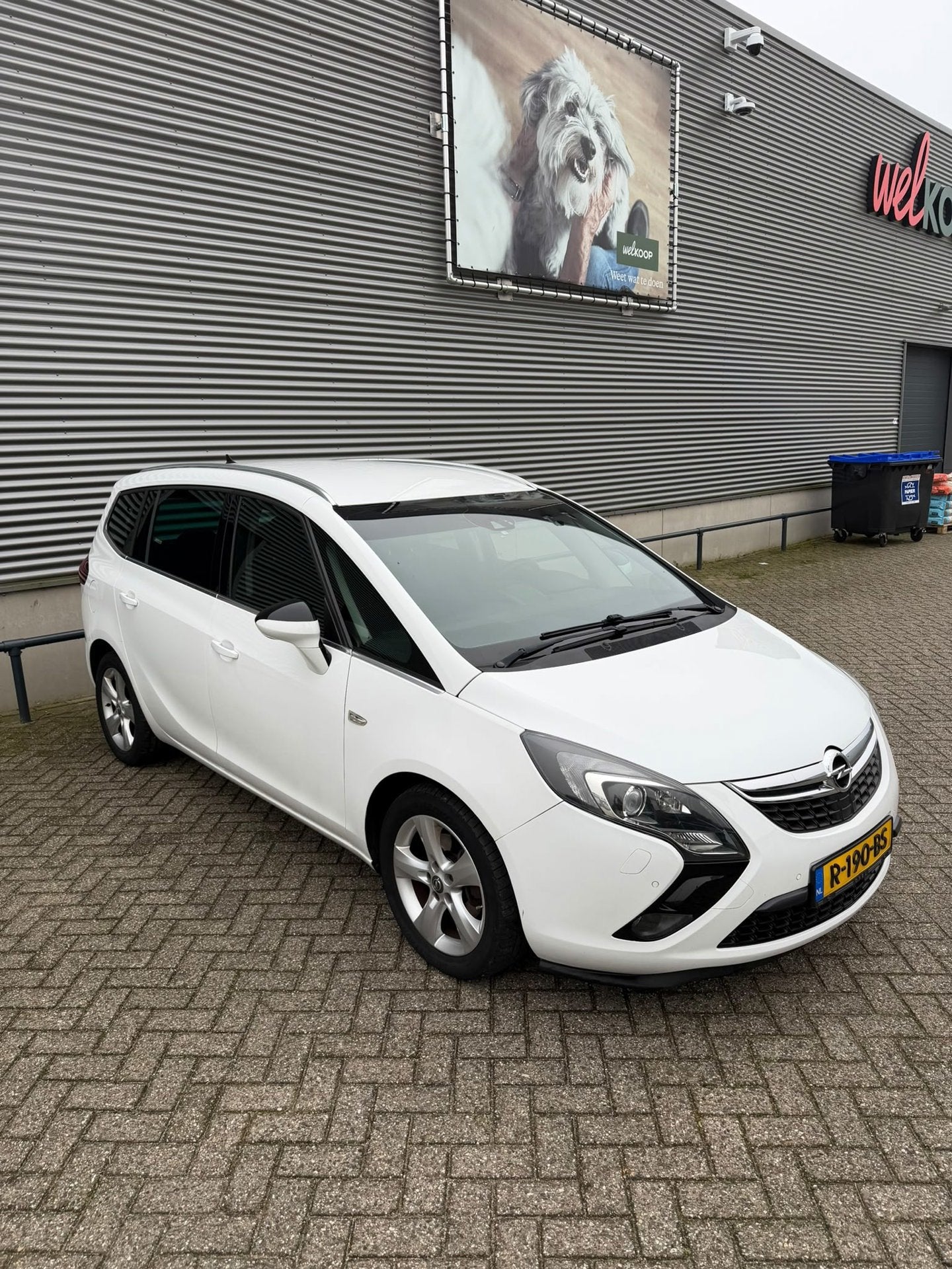 Opel Zafira Tourer / Apk / Nieuwe distributie / 7 persoons /, Auto's, Euro 5, 15 km/l, Gebruikt, 7 stoelen