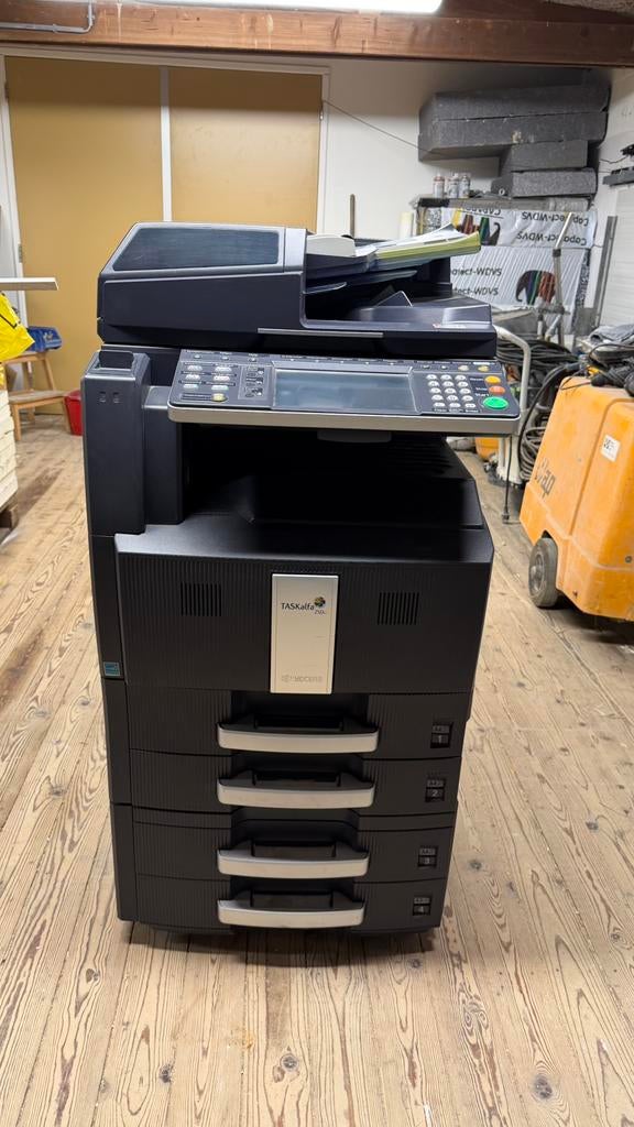 Kyocera TASKalfa 250ci printer/kopieermachine - defect, Ophalen, Kleur printen, All-in-one, Niet werkend