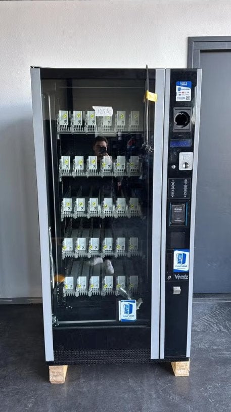 Vendo G-Drink 6 | Drankautomaat | Vendingmachine, Ophalen, Vending Master, Info@vendingmaster.nl, Zo goed als nieuw