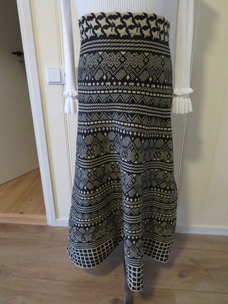 Dames rok  lang Meisie nieuw maat M met glitters., Maat 38/40 (M), Zwart, Nieuw, Ophalen of Verzenden