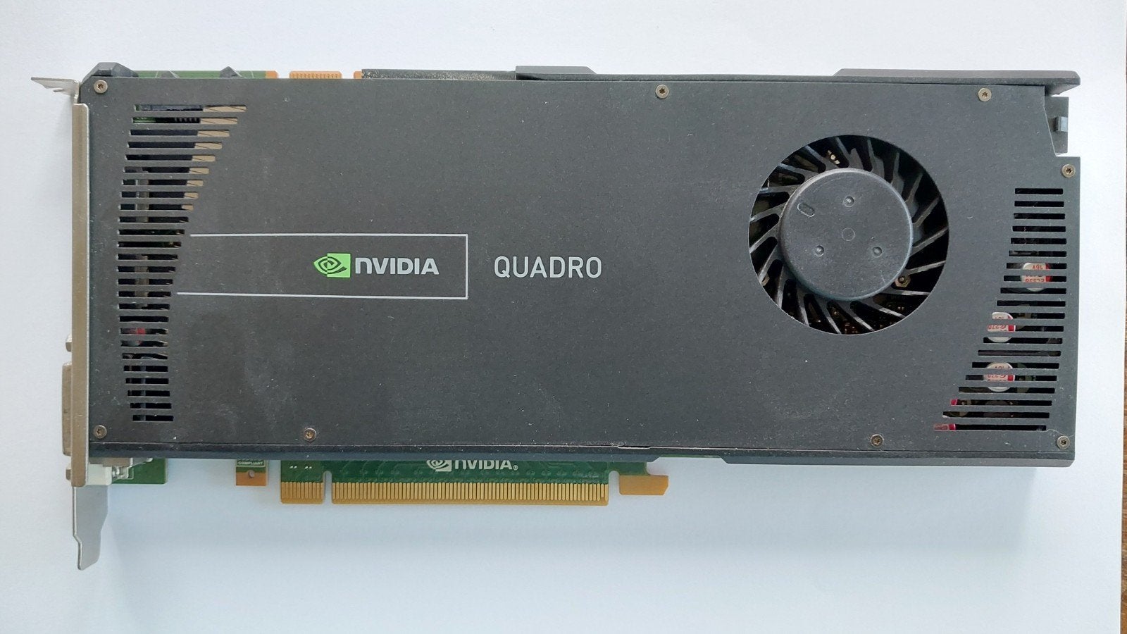 NVIDIA Quadro 4000 Grafische Kaart - Gebruikt, Gebruikt, PCI-Express 2, DVI, Ophalen of Verzenden