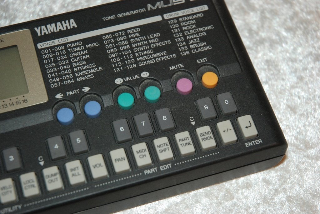 Yamaha MU5 tone generator met adapter  <26260936>, Gebruikt, ., Yamaha, .