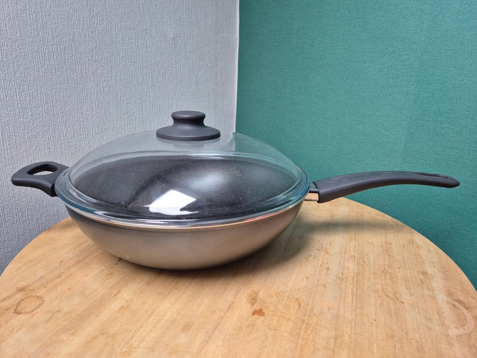 Nieuwe Wokpan met Deksel - Ideaal voor Roerbakken, Ophalen, Overige materialen, Nieuw, Met deksel