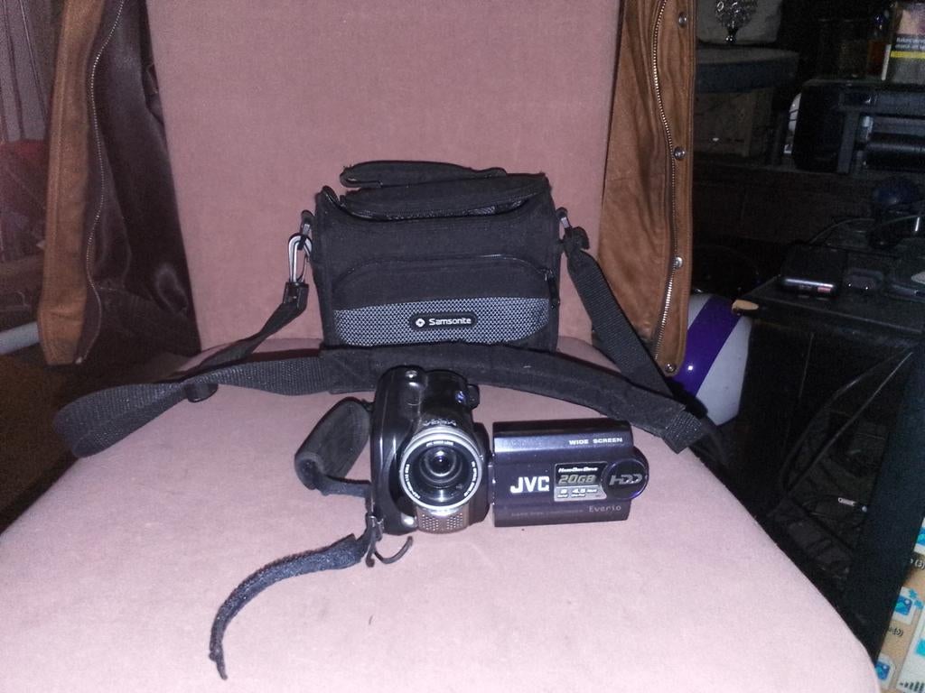 JVC Handheld Minicam - Compacte Harddisk Camcorder, Audio, Tv en Foto, Videocamera's Digitaal, JVC, Ophalen of Verzenden, Camera