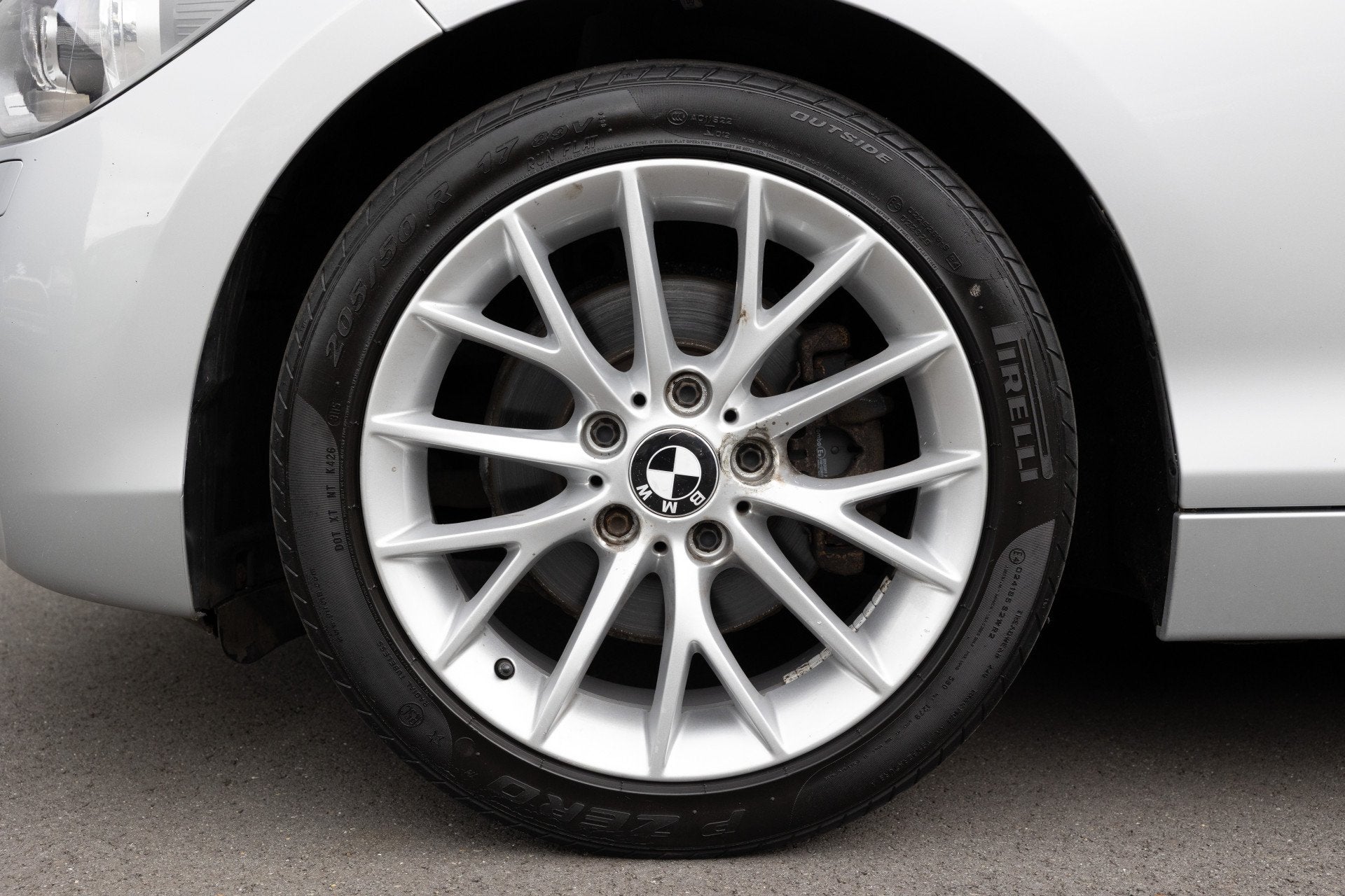 BMW 1-serie 118i | NAVI | 5-DRS | CRUISE | TREKHAAK | NL-AUT, Euro 5, Achterwielaandrijving, Gebruikt, 4 cilinders