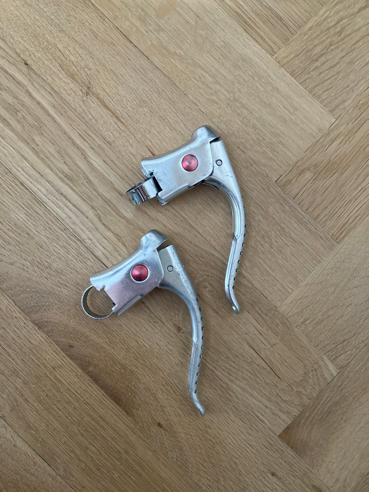Shimano 600 remgrepen voor retro fiets, Remmen, Gebruikt, Ophalen of Verzenden, Aluminium