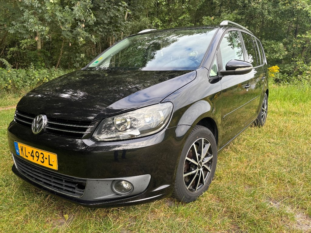 Volkswagen Touran 2.0 TDI, Auto's, Euro 5, Zwart, 168 €/maand, Geïmporteerd
