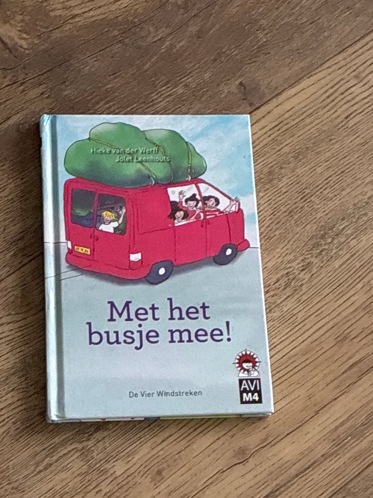 Met het busje mee! - Hieke van der Werff, Jolet Leenhouts, Gelezen, 5 of 6 jaar, Fictie algemeen, Jongen of Meisje