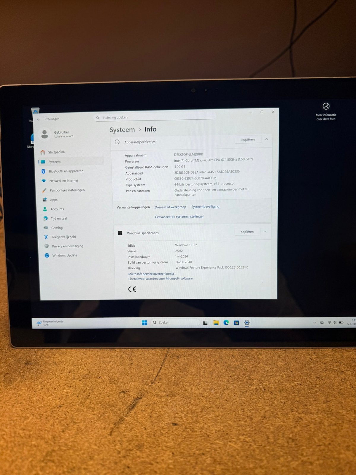 Microsoft Surface Pro 3 – Windows 11 Pro – Incl. lader, Gebruikt, 2 tot 3 Ghz, 64 GB, 12 inch
