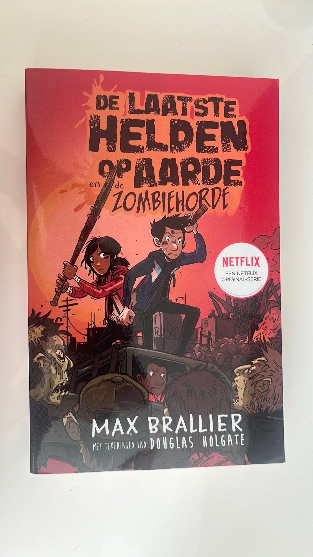 De laatste helden op aarde en de zombiehorden, Ophalen, Zo goed als nieuw