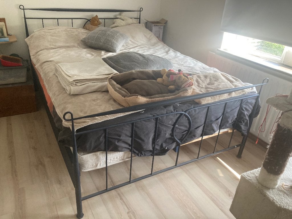 Bed 2 persoons, Ophalen, Gebruikt, Zwart, Tweepersoons