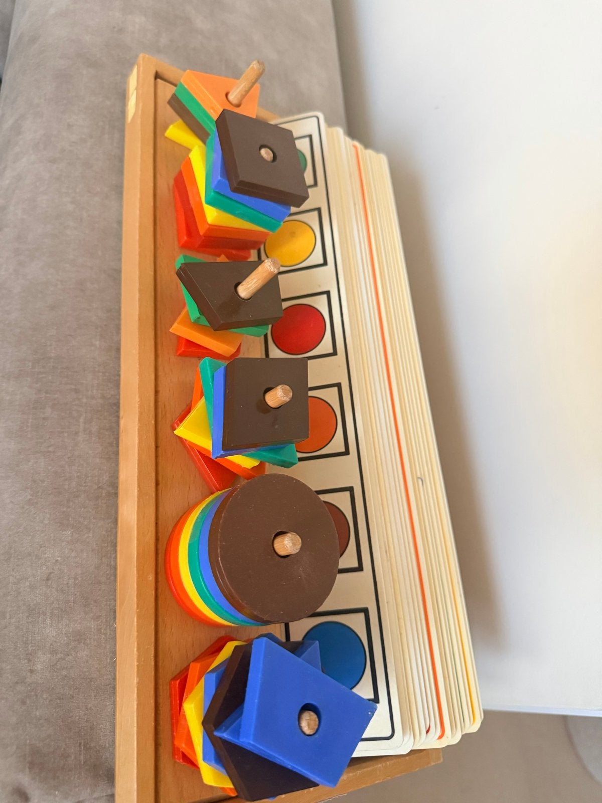 Houten sorteerspel met vormen en kleuren, Ophalen, Gebruikt, Knutselen