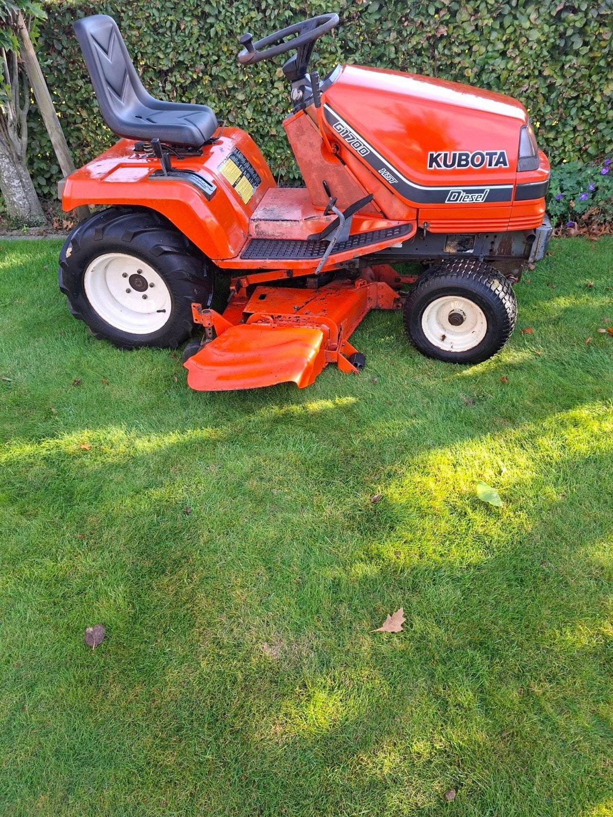 Kubota G1700 diesel zitmaaier met maaideck 543 uur, Tuin en Terras, Ophalen, Cirkelmaaier, Gebruikt, Elektrische starter