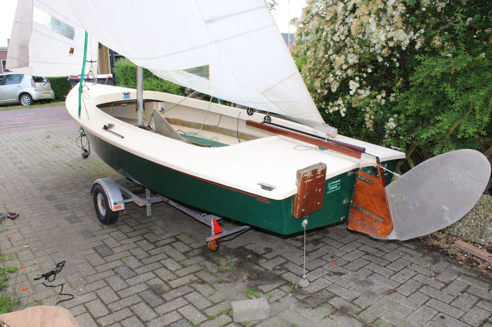 Mooie Schakel zeilboot incl. trailer en 2 zeilen. Zeil klaar, Watersport en Boten, Open zeilboten, Gebruikt, Inclusief trailer