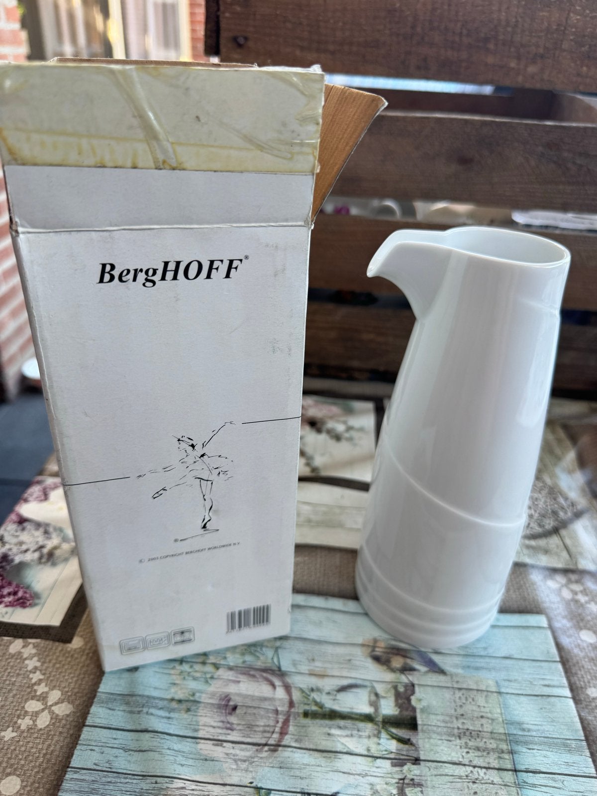 BergHOFF Hotel Line Melkkan - Wit Porselein - 0,65L - Nieuw, Ophalen, Nieuw, Porselein, Overige typen