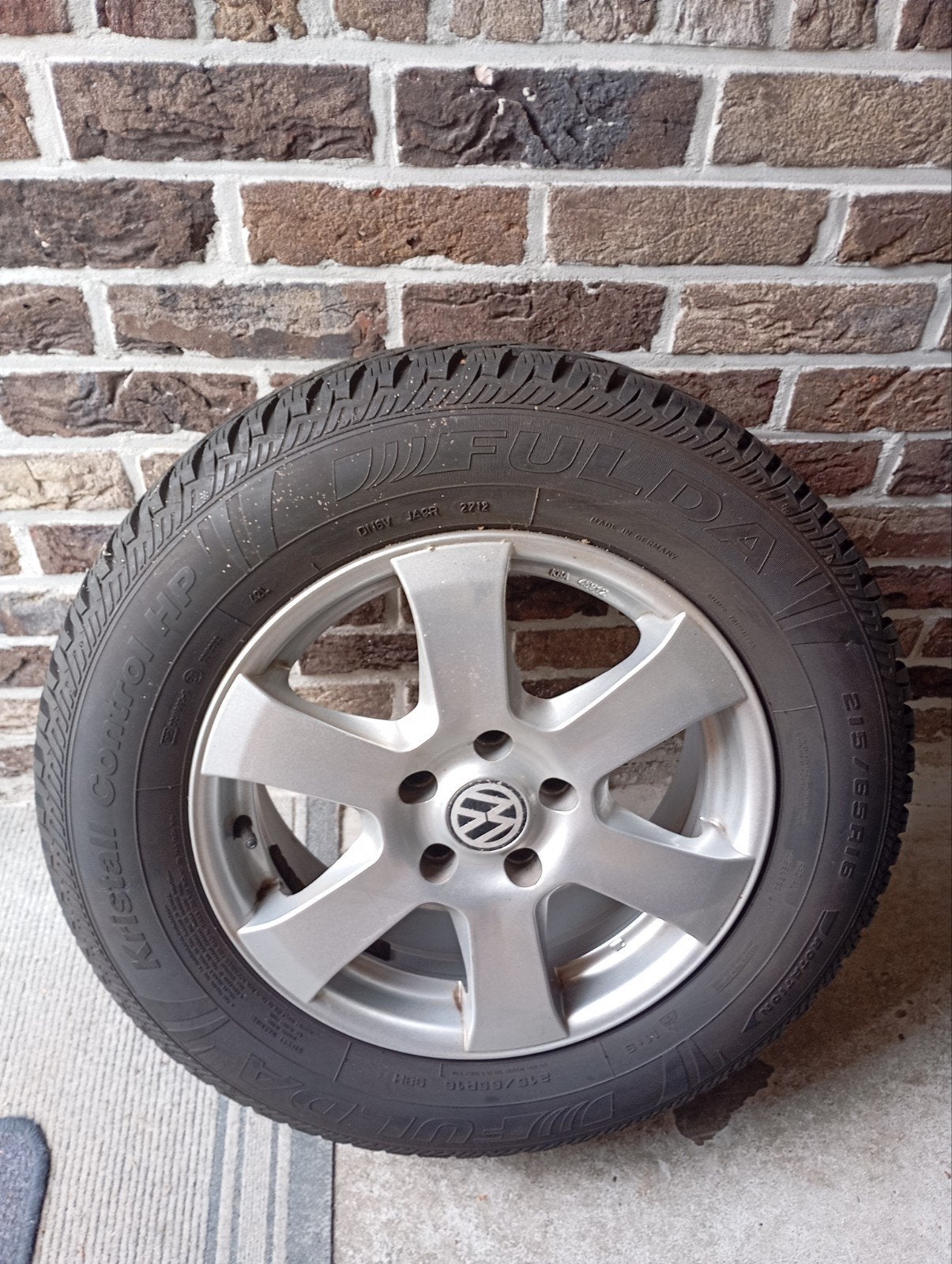 Winterbanden met velgen voor VW Touran/Tiguan - 215/65R16, 215 mm, 16 inch, Banden en Velgen, Personenwagen
