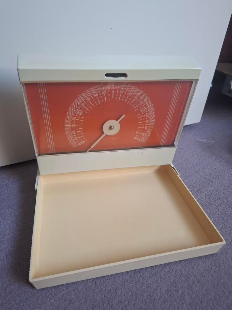 Retro keukenweegschaal Stube - werkt goed!, Witgoed en Apparatuur, Weegschalen, Gebruikt, Analoog, Keukenweegschaal, 1 tot 500 gram