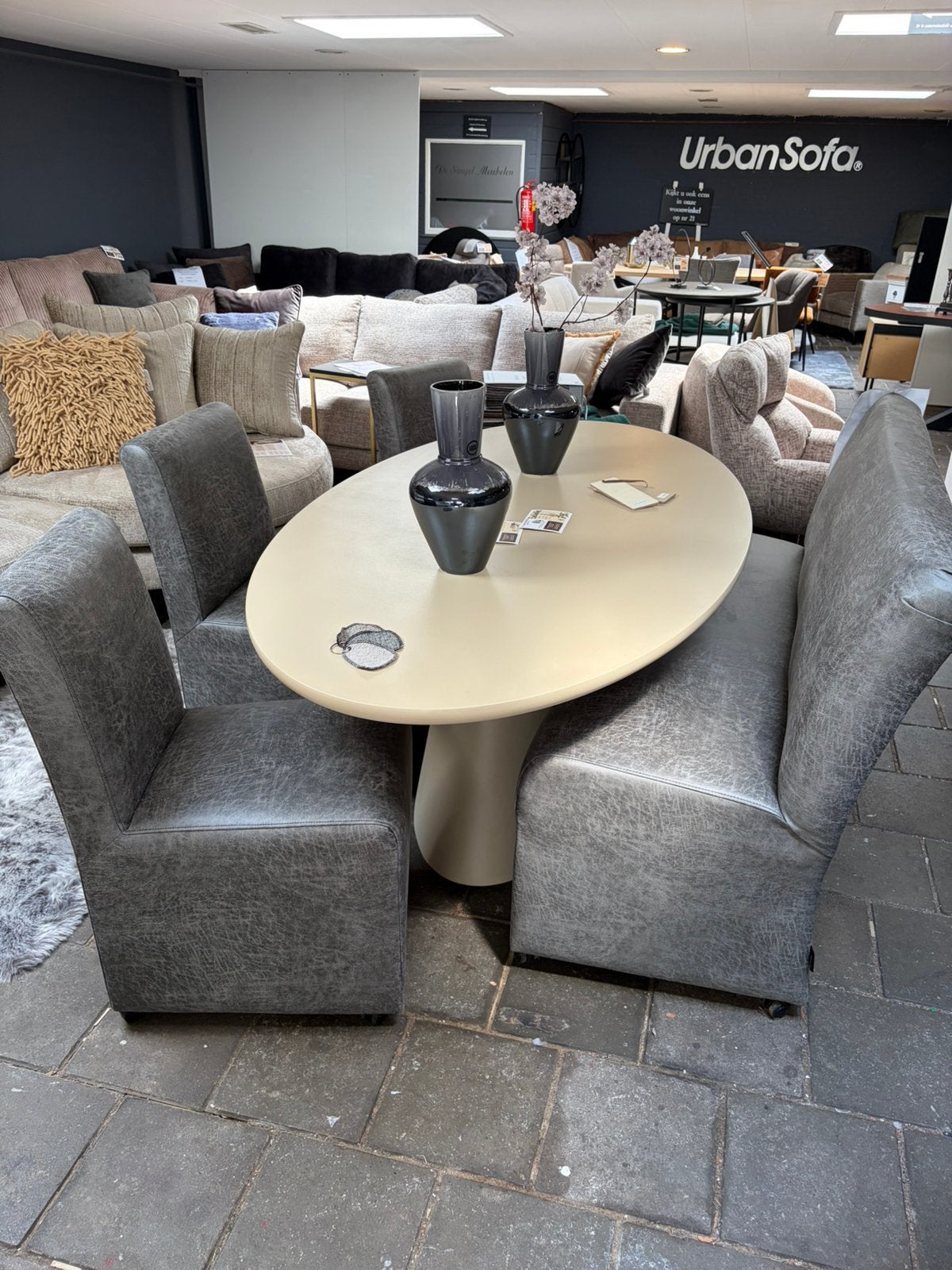 UrbanSofa Eetkamerbank + 3 Stoelen in Leder, Ophalen, Overige kleuren, Nieuw, Vier