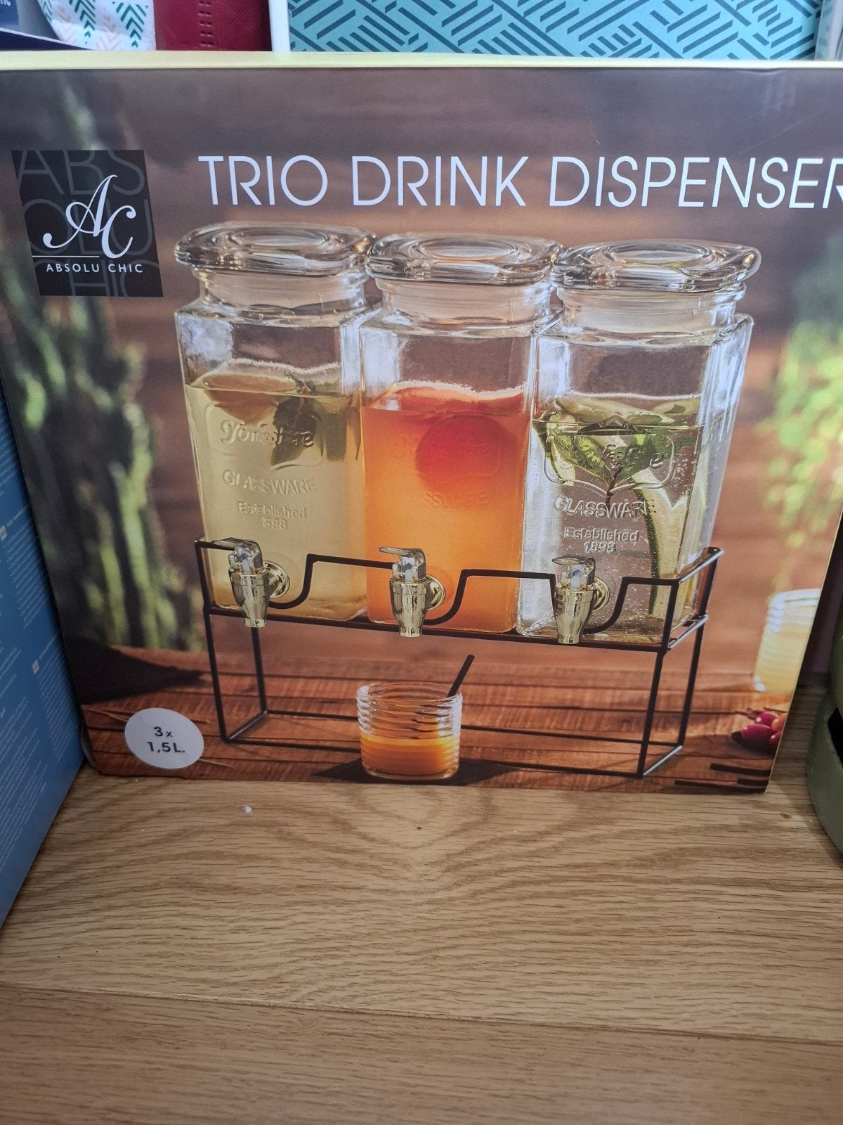 Absolu Chic Trio Drink Dispenser - 3x 1.5L, Huis en Inrichting, Keuken | Keukenbenodigdheden, Ophalen, Nieuw, Meerkleurig, Overige merken
