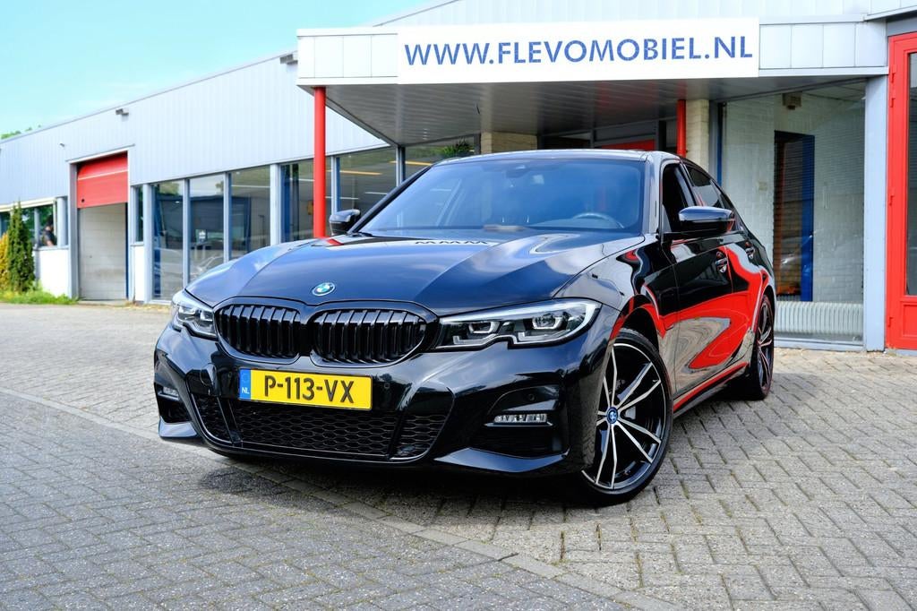 BMW 3-serie 320e M Sport Aut. Pano|Leder|Sportstoelen|LMV, Automaat, 1998 cc, Euro 6, 4 cilinders
