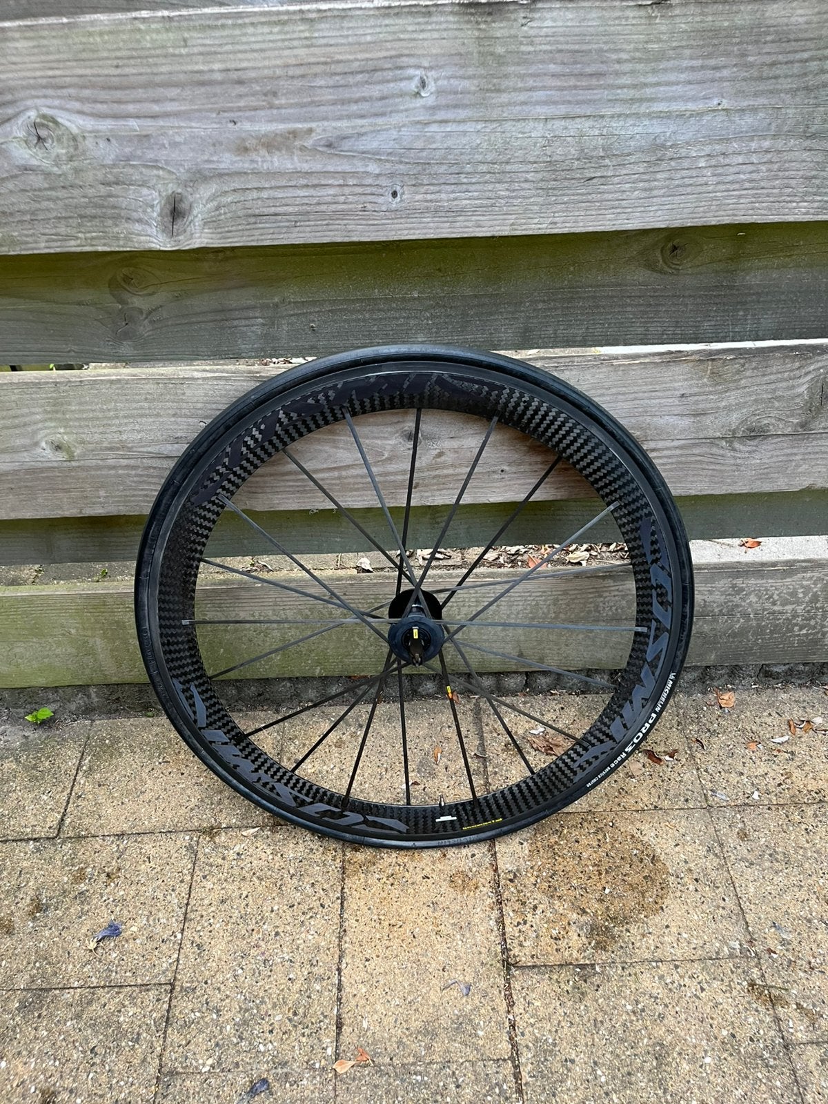 Mavic Cosmic SLR carbon voorwiel zgan, Wiel, Racefiets, Ophalen of Verzenden, Zo goed als nieuw
