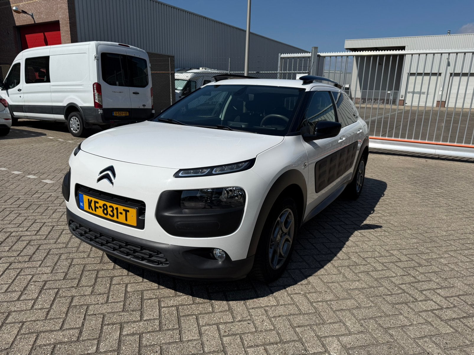 Citroën C4 Cactus 1.2 VTI 82 2016 Wit, Auto's, Citroën, Voorwielaandrijving, Stof, 31 €/maand, 1199 cc