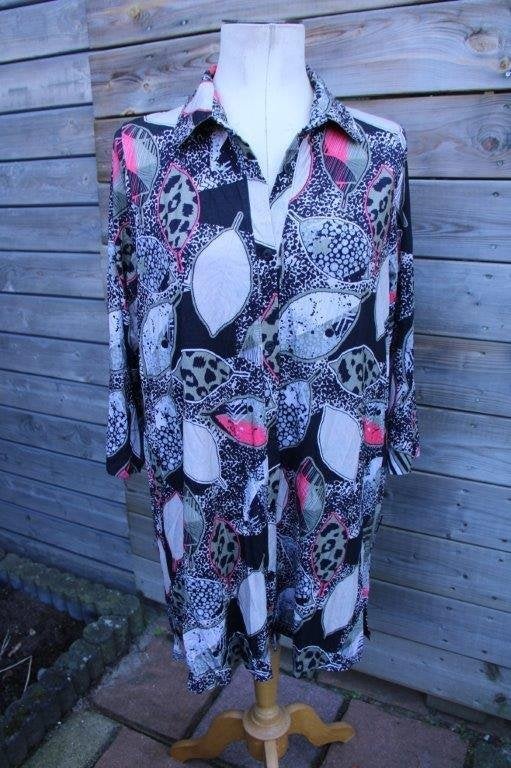 Blouse zwart/ kleurPont Neuf mt M Vaste rpijs, Maat 38/40 (M), Zwart, Ophalen of Verzenden, Zo goed als nieuw