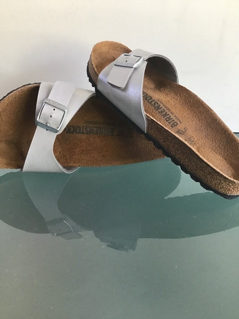 Birkenstock 37 Madrid zilver | Gratis verzenden, Slippers, Overige kleuren, Verzenden, Zo goed als nieuw
