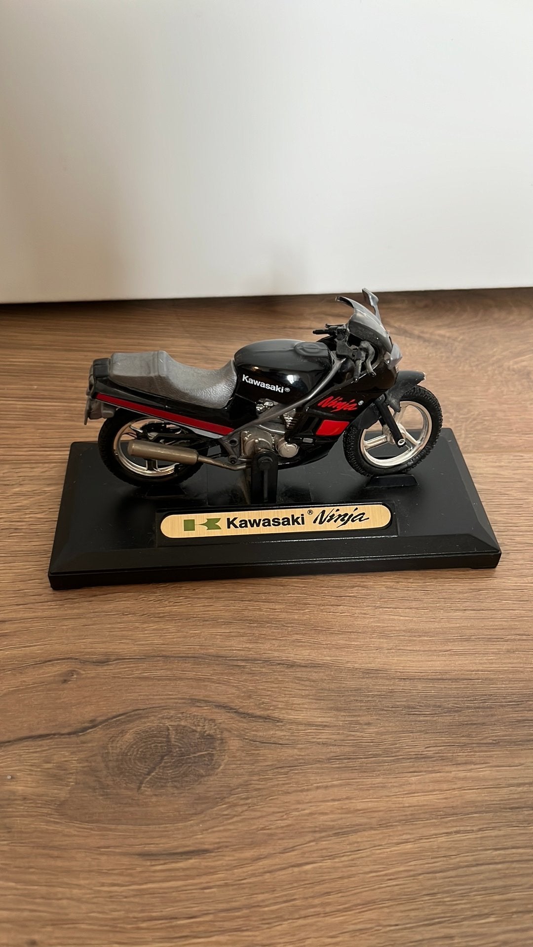 Kawasaki Ninja schaalmodel, Ophalen of Verzenden, Zo goed als nieuw