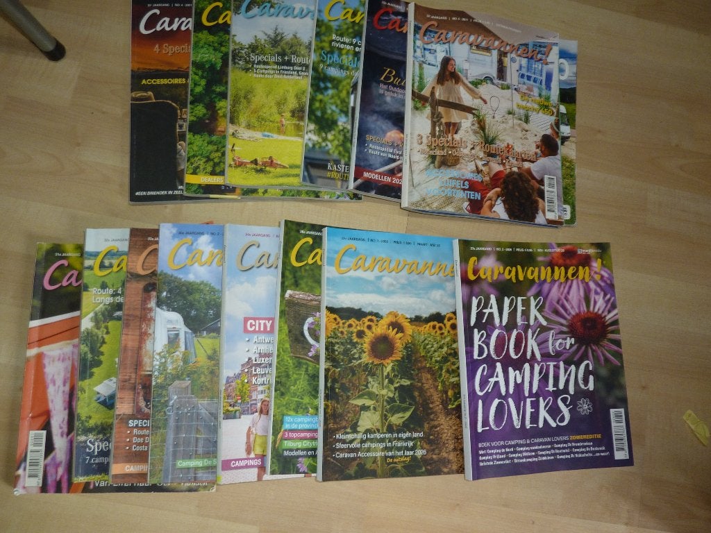 14 luxe tijdschriften over campings kamperen caravannen enz, Ophalen of Verzenden, Zo goed als nieuw