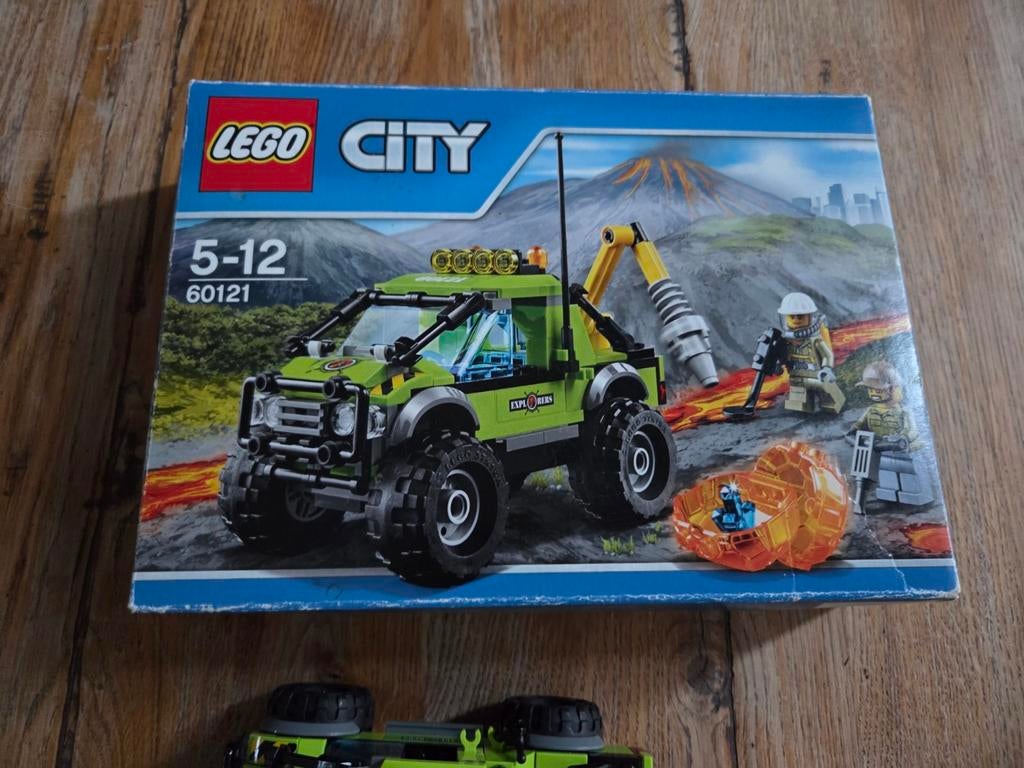 LEGO City 60121: Volcano Exploration Truck (Compleet), Kinderen en Baby's, Speelgoed | Duplo en Lego, Ophalen of Verzenden, Zo goed als nieuw
