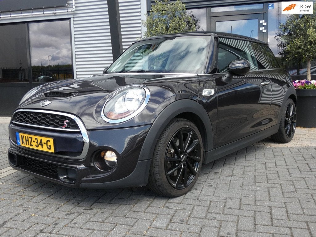 Mini Mini 2.0 Cooper S Pepper B48A20A, Auto's, Mini, Bedrijf, Te koop, Cooper S, ABS, Airbags, Airconditioning, Automatische klimaatregeling
