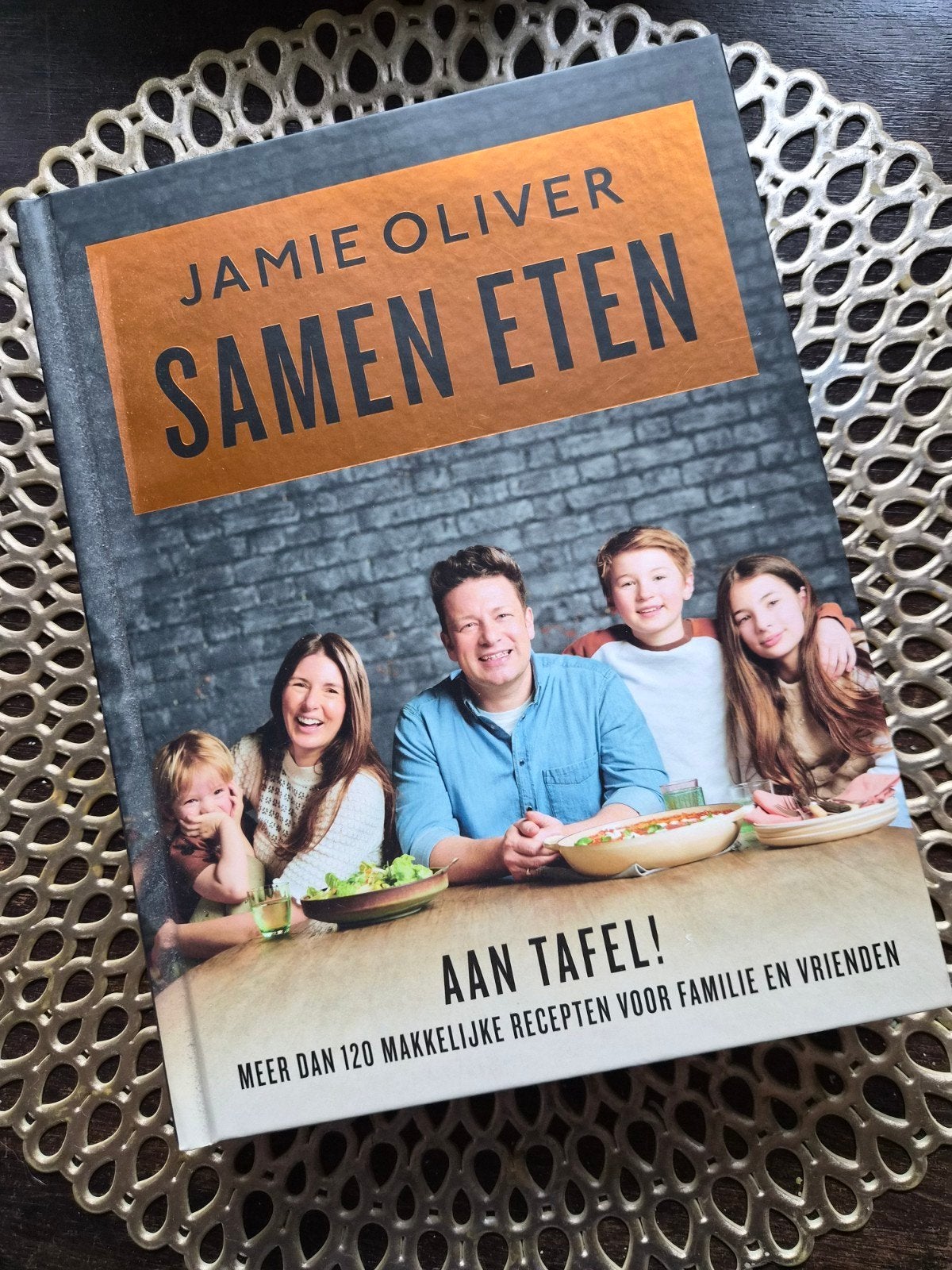 Jamie Oliver - Samen eten, Boeken, Ophalen of Verzenden, Zo goed als nieuw, Jamie Oliver