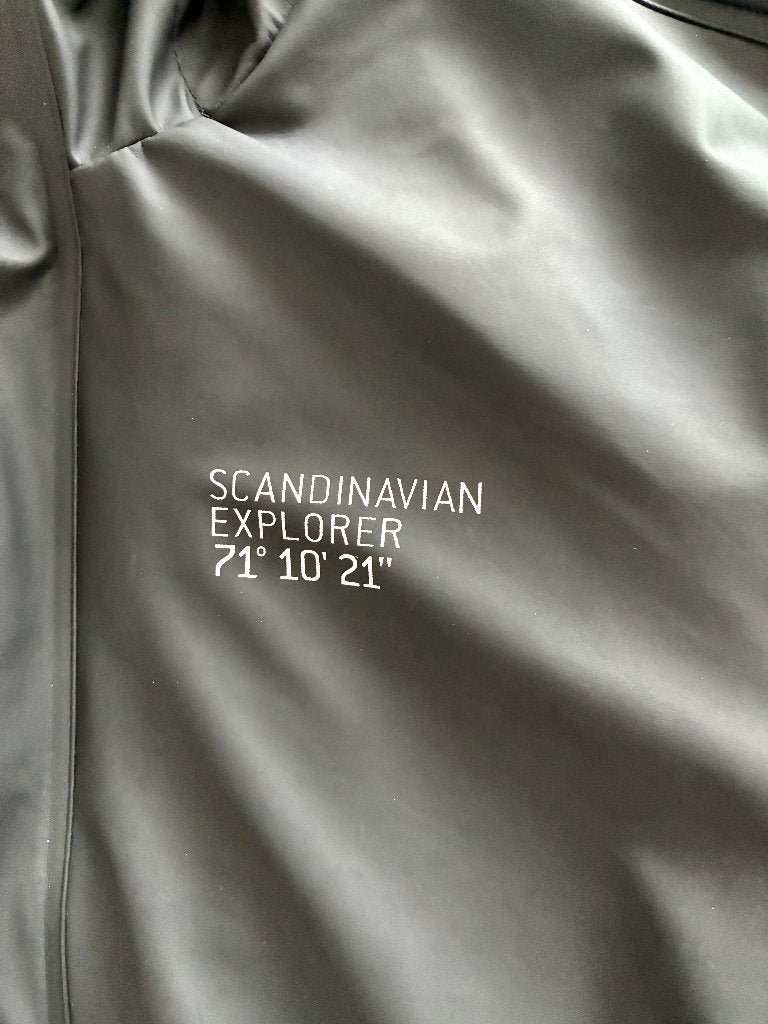 Zwarte Scandinavian Explorer 71º 10’ 21” regenjas, Ophalen, Zo goed als nieuw, Regenjas, Dames