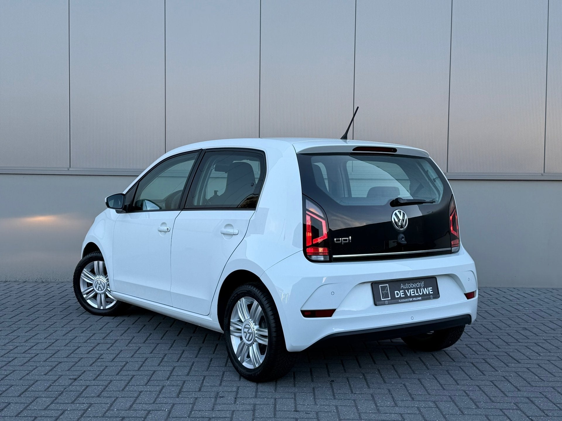 Volkswagen up!