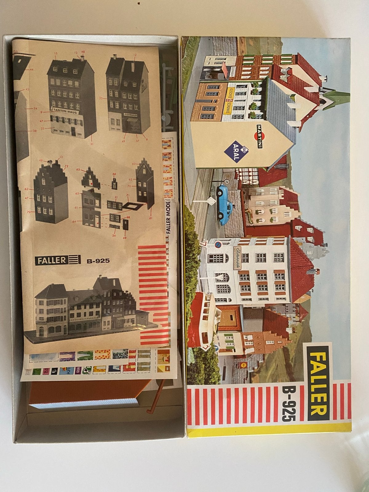 Faller B-925 Modelbouw Dorp/Stad Set - Nieuwstaat, Ophalen of Verzenden, Nieuw, 1:50 tot 1:144