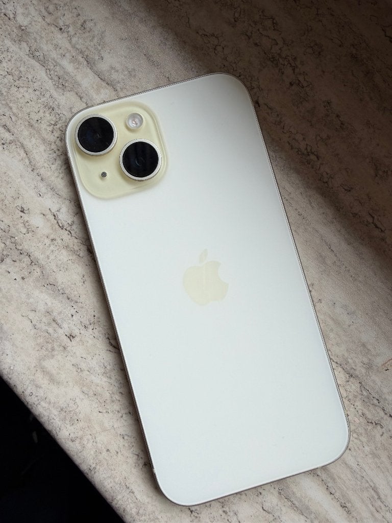 Iphone 15, 128 GB, IPhone 15, Geel, Refurbished