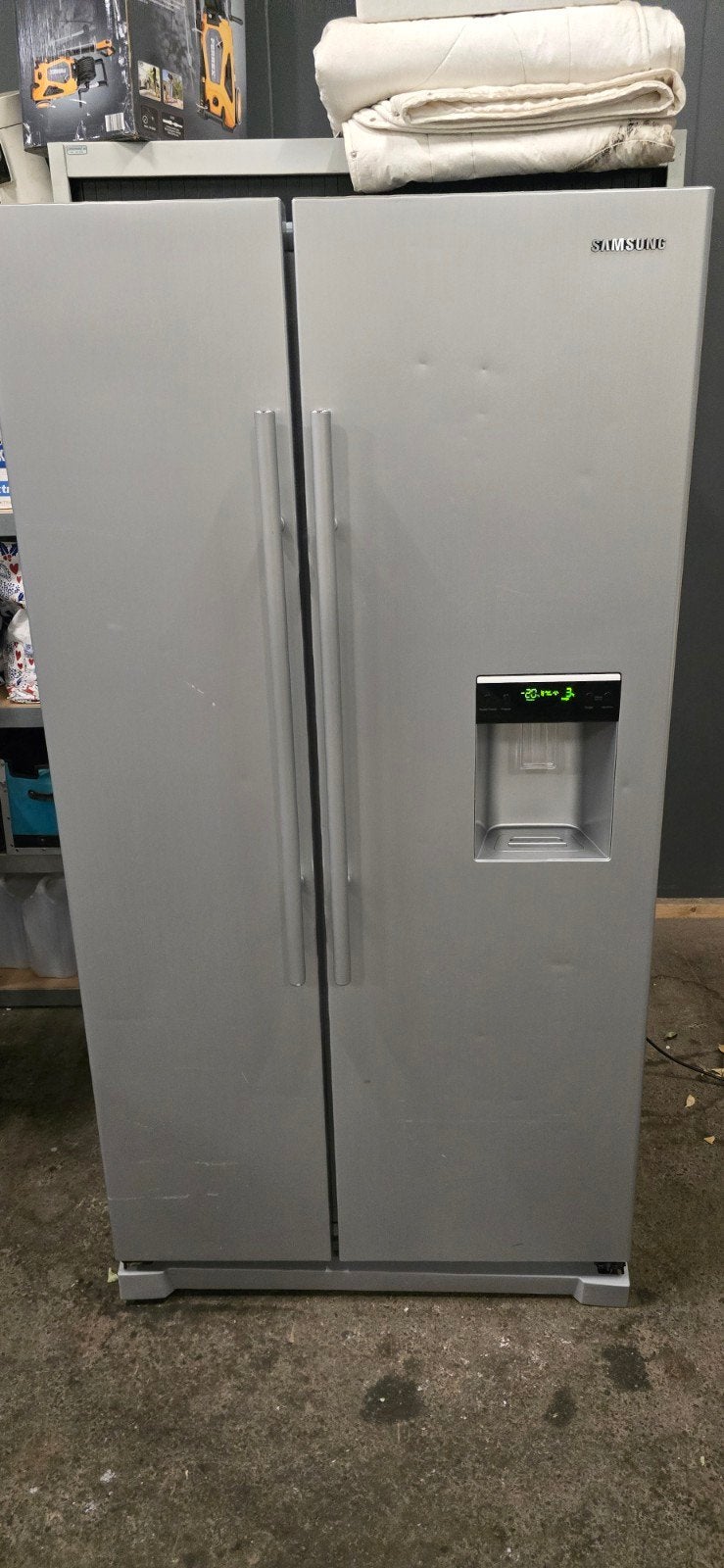 samsung koelkast ruim perfect schuur/bier, Witgoed en Apparatuur, Ophalen, Gebruikt, 200 liter of meer, Met aparte vriezer