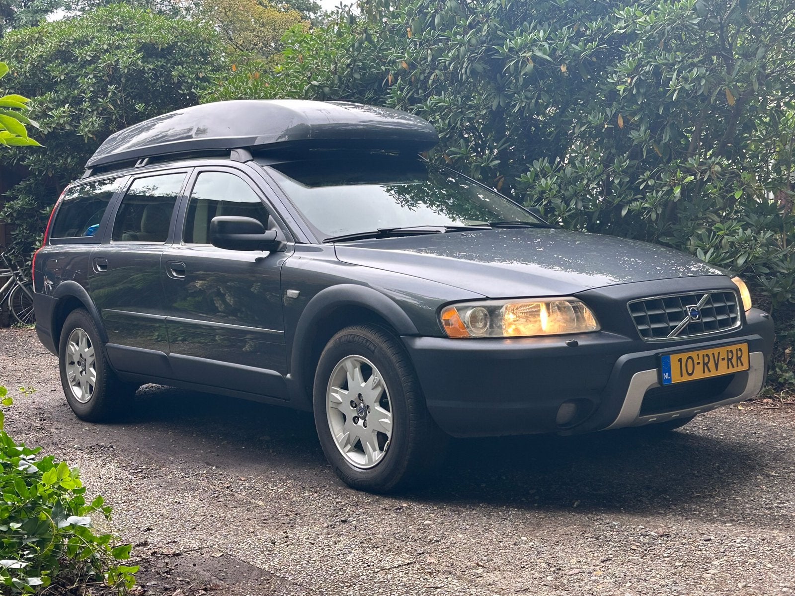 Volvo XC70 2.5 T AWD Carline 2005 Grijs, Auto's, Volvo, Automaat, 1800 kg, XC70, 2521 cc