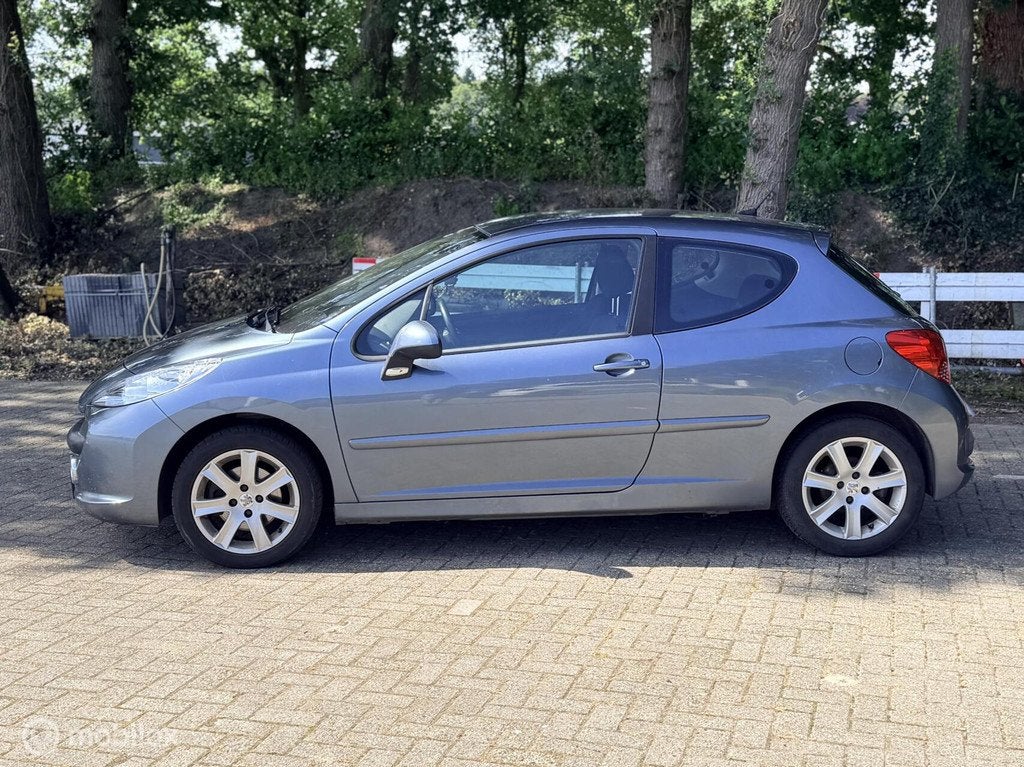 Peugeot 207 1.6-16V XS Pack SCHADE RECHTS ! Apk verlopen, Voorwielaandrijving, Gebruikt, 4 cilinders, 1188 kg
