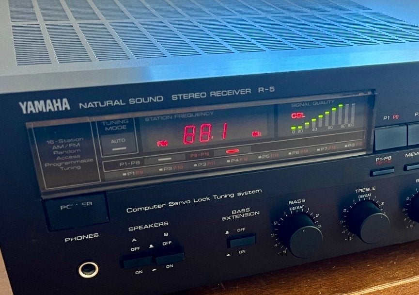 YAMAHA Kwaliteit vintage met Phono - model R5, Ophalen, Yamaha, Zo goed als nieuw, 60 tot 120 watt