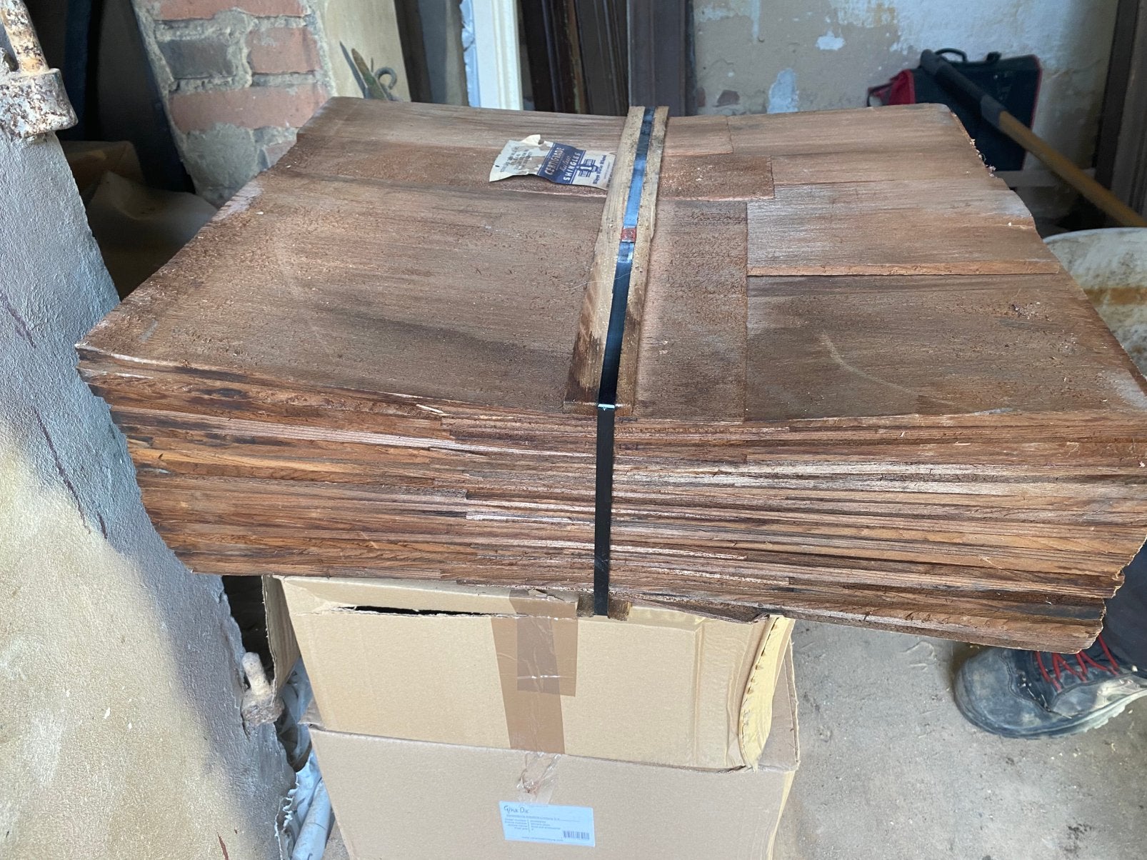 Pak red cedar shingles Blue label, Ophalen, Steen of Klei, Zwart, Zo goed als nieuw