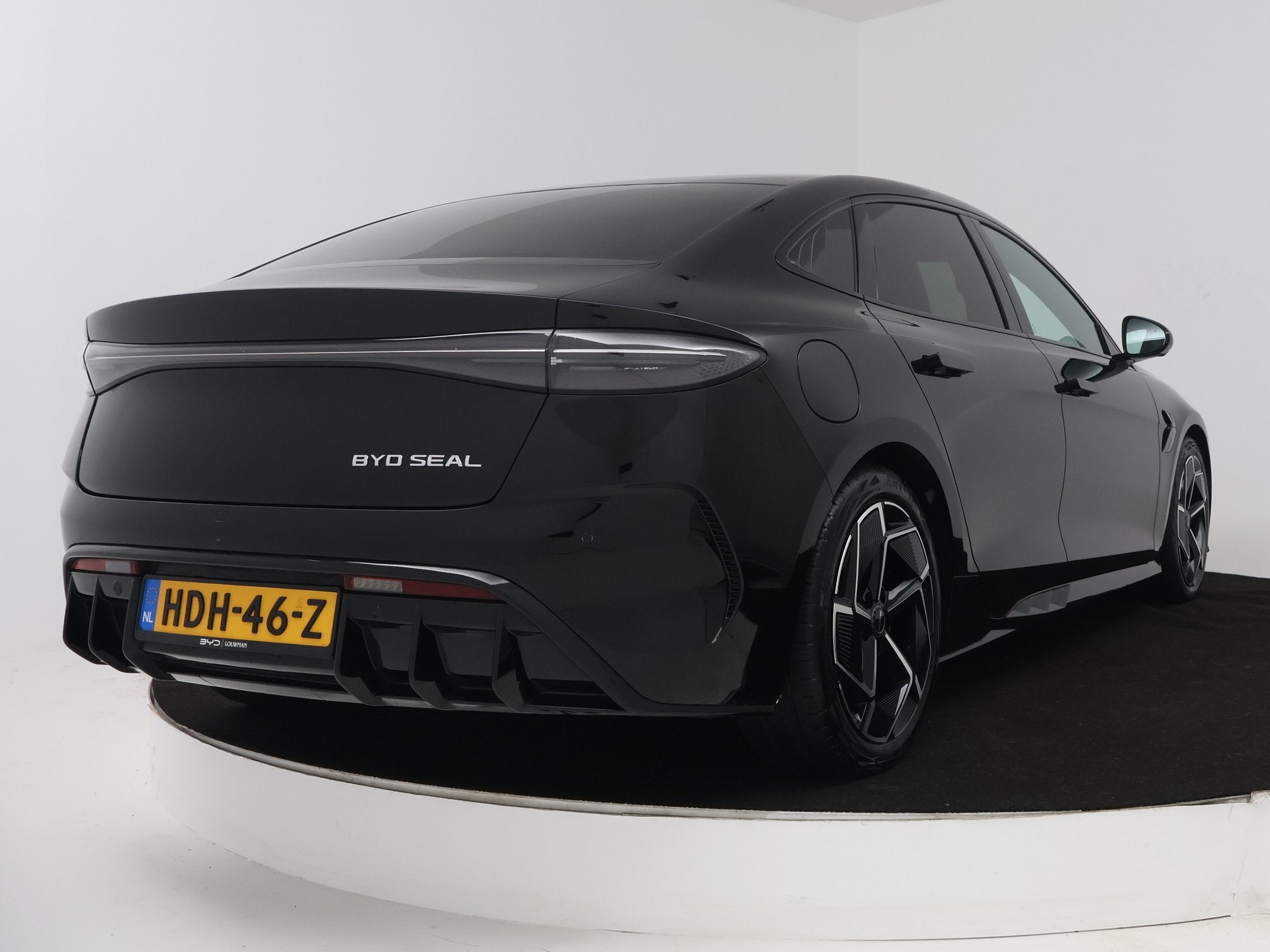 BYD Seal Design RWD 82.5 kWh | Origineel NL! | NAP! | Panora, Auto's, BYD, Automaat, 12 maanden, Achterwielaandrijving, Gebruikt