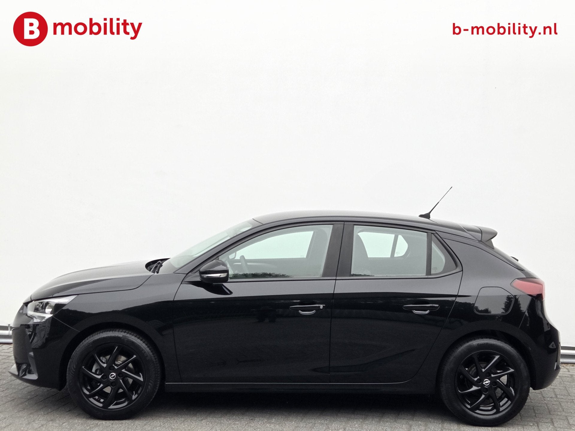 Opel Corsa 1.2 Edition Cruise Control Apple CarPlay NL Auto!, Voorwielaandrijving, Stof, 1199 cc, Zwart
