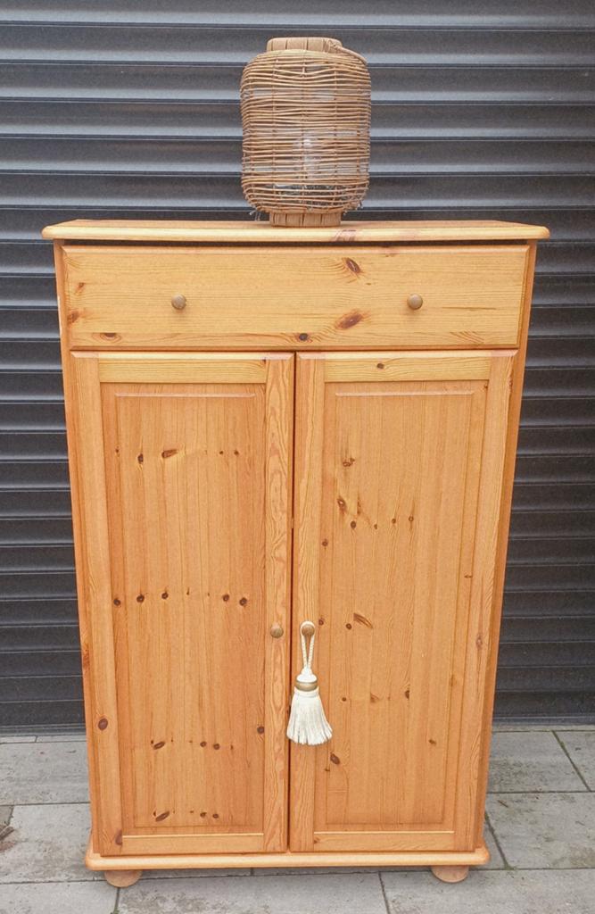 Prachtige grenen meidenkast/kast/kledingkast in mooie staat, Ophalen of Verzenden, Zo goed als nieuw