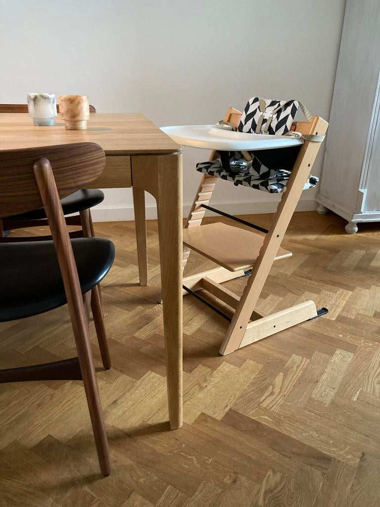 Stokke Tripp Trapp complete set met accessoires, Kinderen en Baby's, Kinderstoelen, Ophalen, Gebruikt, Meegroeistoel, Afneembaar eetblad