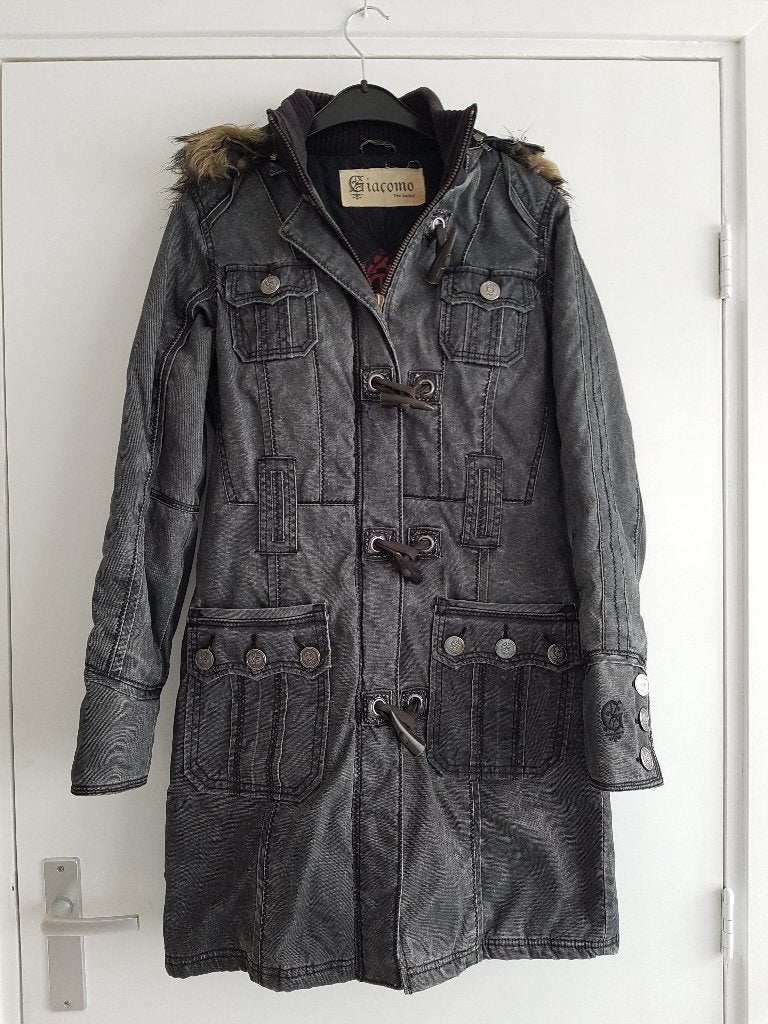 Een prachtige warme en dikke jas van Giacomo, Kleding | Dames, Jassen | Winter, Ophalen of Verzenden, Zo goed als nieuw, Maat 38/40 (M)