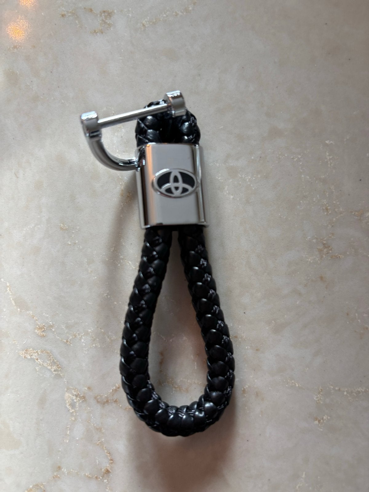 Zwarte gevlochten Toyota sleutelhanger, Ophalen of Verzenden, Nieuw