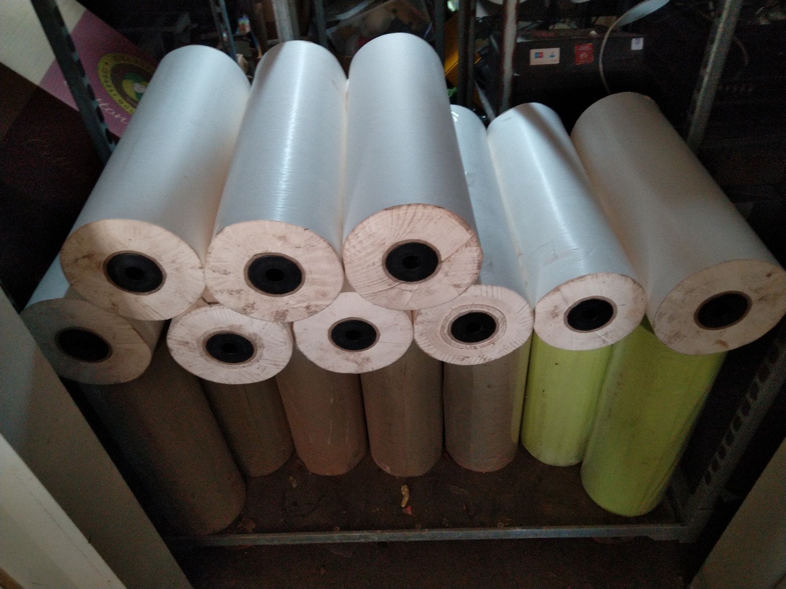 Pakpapier rollen. 60 cm breed. Prijs per rol, Ophalen