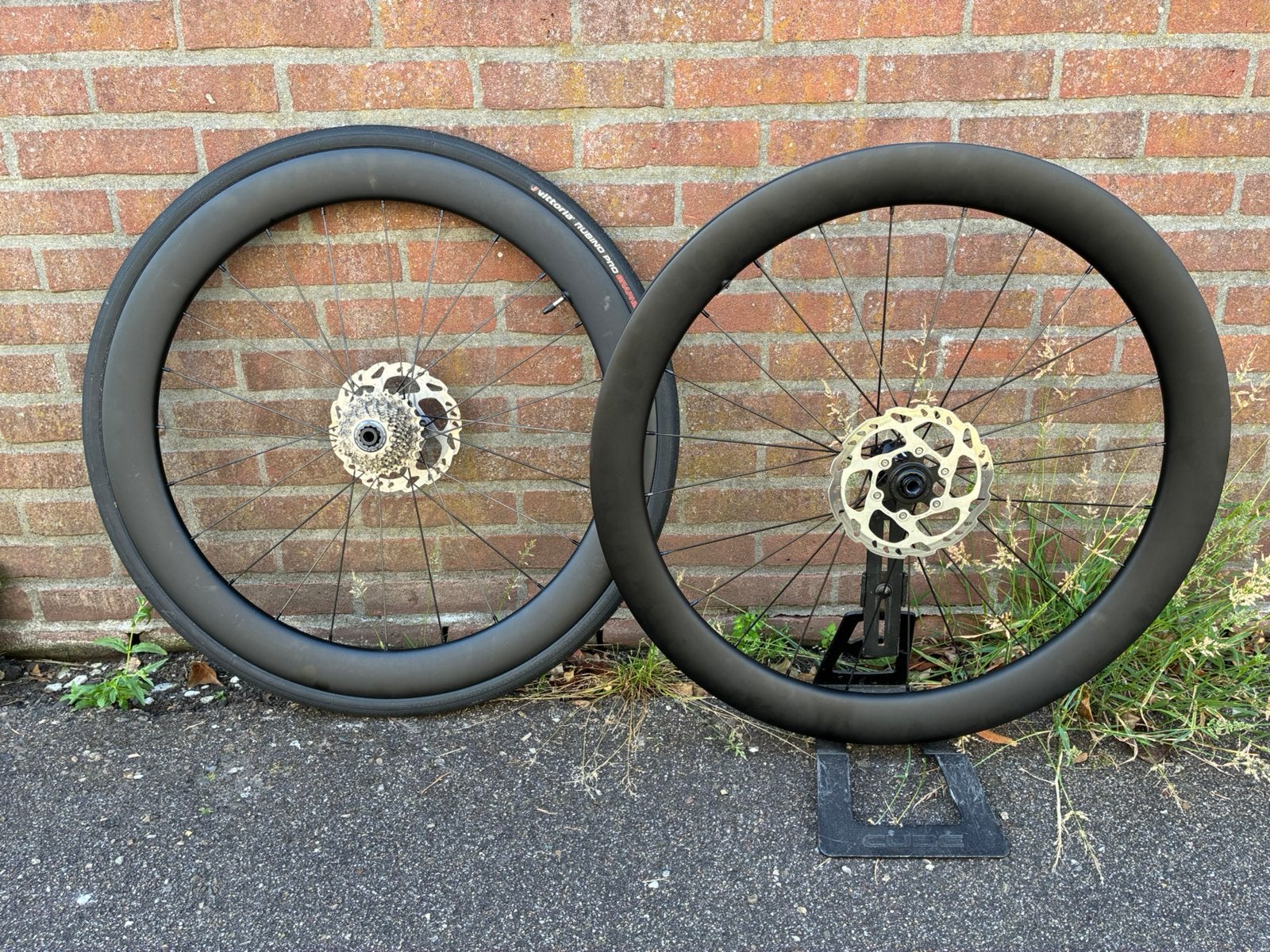 DT-Swiss ERC 1600 Dicut custom wielset nieuwstaat, Ophalen, Zo goed als nieuw, Racefiets, Carbon